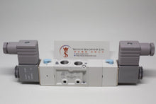 Load image into Gallery viewer, Mindman MVSC-220-4E2R DC24V Solenoid Valve 5/3 1/4&quot; BSP (Made in Taiwan)