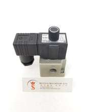 Load image into Gallery viewer, SMC VT317-4DZ-02 Solenoid Valve