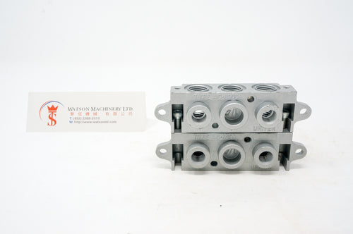 Univer AC-8900 Manifold