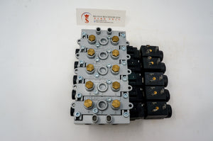 Univer AC-7900 Manifold