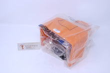 Load image into Gallery viewer, Univer AM-5001 Foot Valve