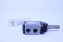 Load image into Gallery viewer, Univer AG-3005 (U2) Poppet Valve for Vacuum
