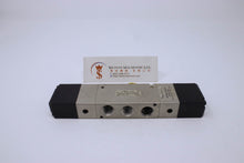 Load image into Gallery viewer, Parker Taiyo SR552-DN2 AC220V Solenoid Valve