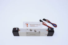 Load image into Gallery viewer, Parker Taiyo SR552-CN2 DC24V Solenoid Valve